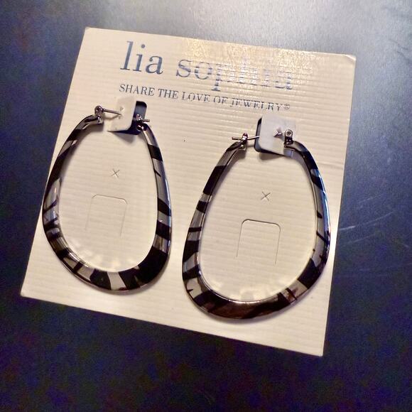 Instinct Retired Lia Sophia Animal Print Hoop Earrings - Picture 3 of 5